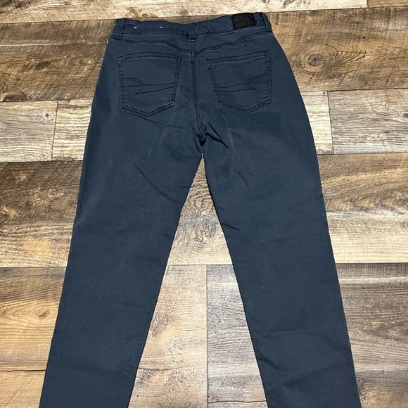 American Eagle Mom Jeans - Picture 2 of 2